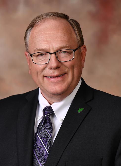 Portrait of Chip Hasselbring