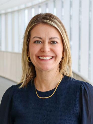 Portrait of Amy Stroo